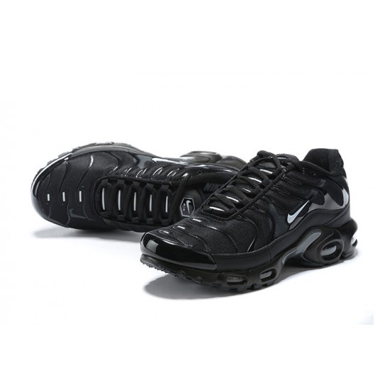 Kixify Men Nike Air Max Plus Tn Black Kicks CU3454-300