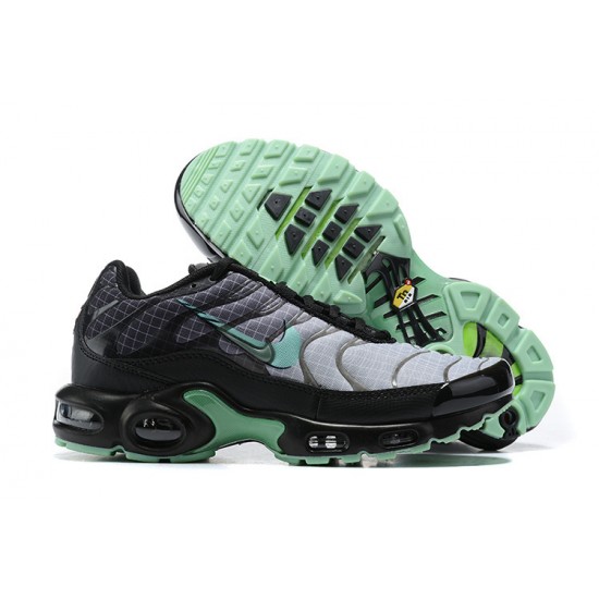 Kixify Men Nike Air Max Plus Tn Black Green Kicks CT1619-001