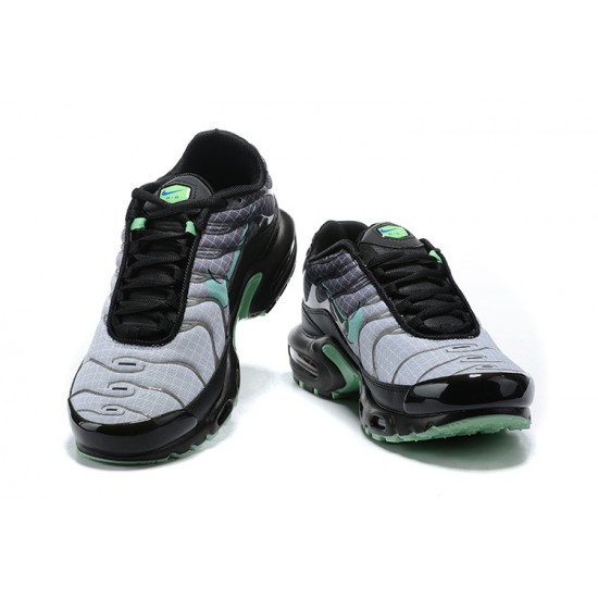 Kixify Men Nike Air Max Plus Tn Black Green Kicks CT1619-001